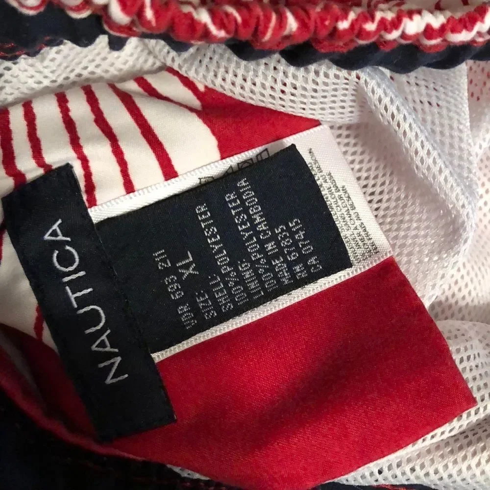 Nautical sz XL swimming trunks excellent condition